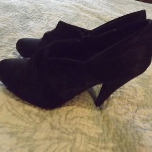 rocket dog booties black